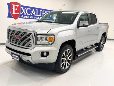 Used 2017 GMC Canyon Denali AWD/4WD image 8