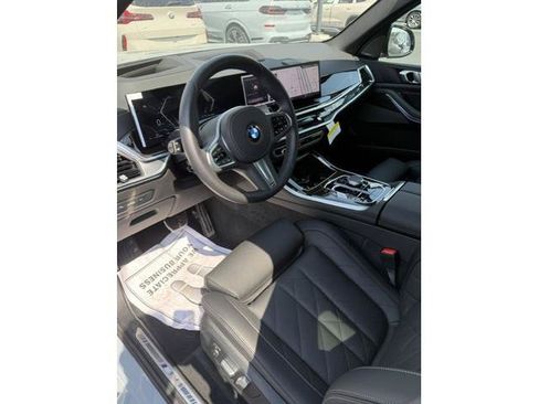 Used 2026 BMW X5 xDrive40i w/ M Sport Package AWD/4WD image 6