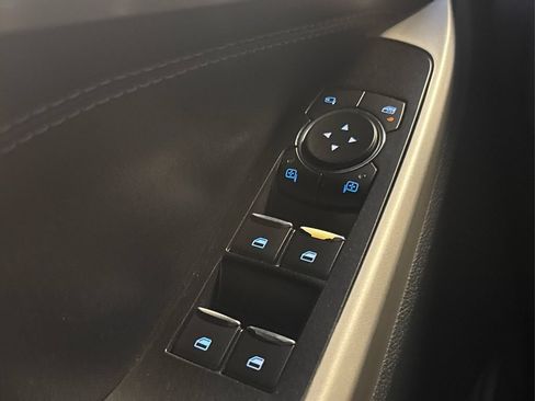 Certified 2022 Ford Explorer Limited RWD image 35