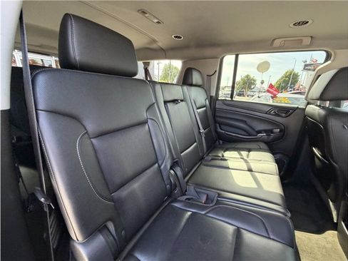 Used 2016 GMC Yukon XL SLT RWD image 32
