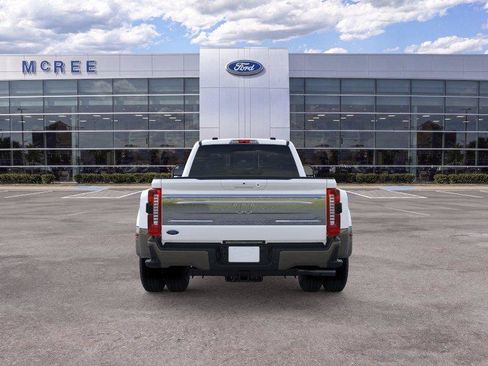 New 2026 Ford F350 King Ranch w/ FX4 Off-Road Package AWD/4WD image 5