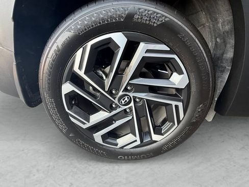 Used 2025 Hyundai Tucson Limited FWD image 23