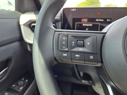 New 2026 Nissan Kicks SV w/ Charging Package FWD image 21