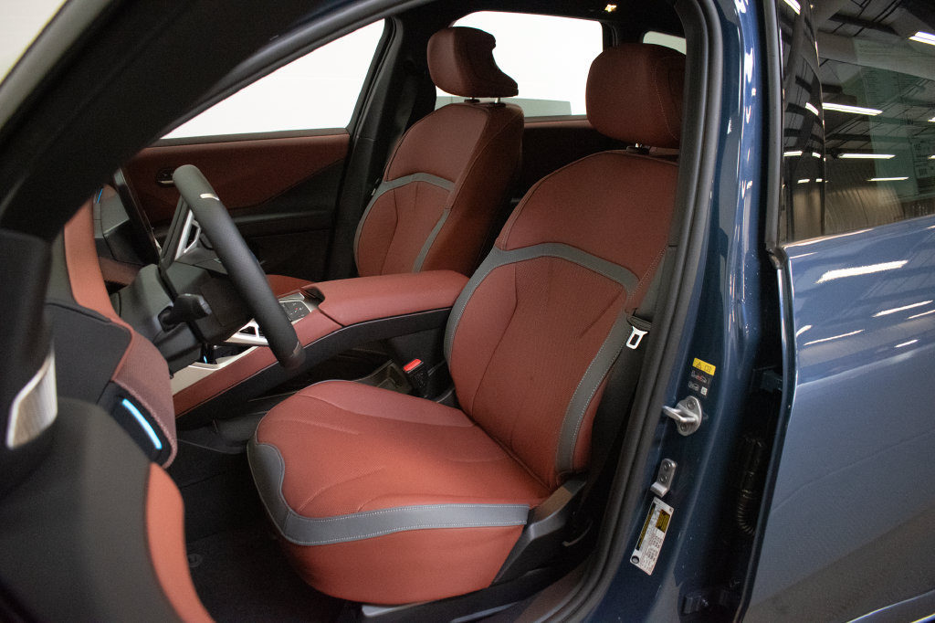 New 2027 BMW iX3 50 xDrive AWD/4WD image 19