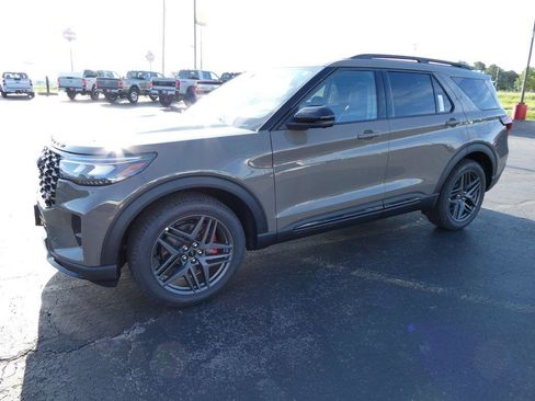 New 2026 Ford Explorer ST w/ Sun And Sound Package AWD/4WD image 7