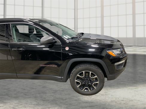 Used 2019 Jeep Compass Trailhawk w/ Leather Interior Group image 22