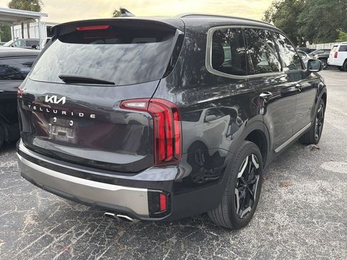 Used 2025 Kia Telluride S FWD image 10