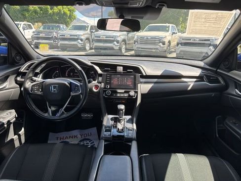 Used 2020 Honda Civic Sport image 12