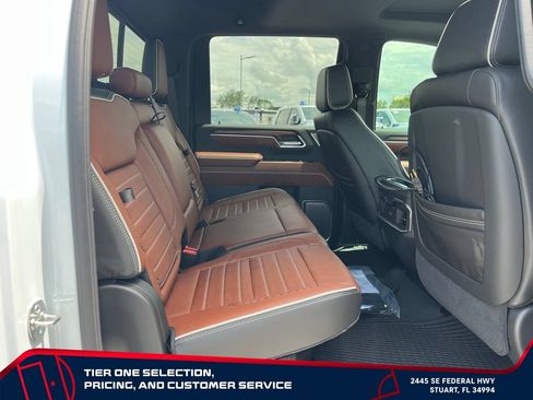New 2026 GMC Sierra 3500 Denali Ultimate AWD/4WD image 17