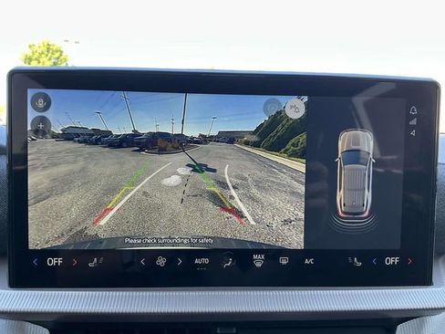 New 2025 Ford Explorer Active image 19