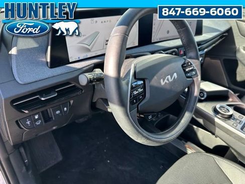 Used 2024 Kia EV6 Wind image 20