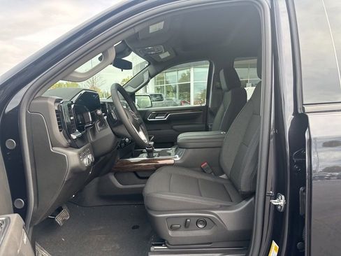 New 2026 GMC Sierra 1500 Elevation w/ Preferred Package image 9