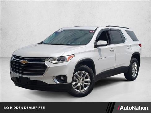 Used 2021 Chevrolet Traverse LT FWD image 1