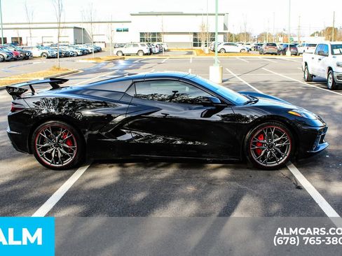 Used 2024 Chevrolet Corvette Stingray image 9
