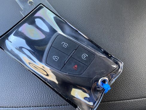 Used 2026 Chevrolet Colorado LT image 36