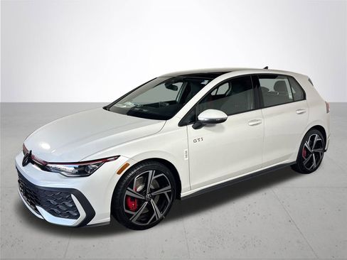 New 2025 Volkswagen GTI SE image 2