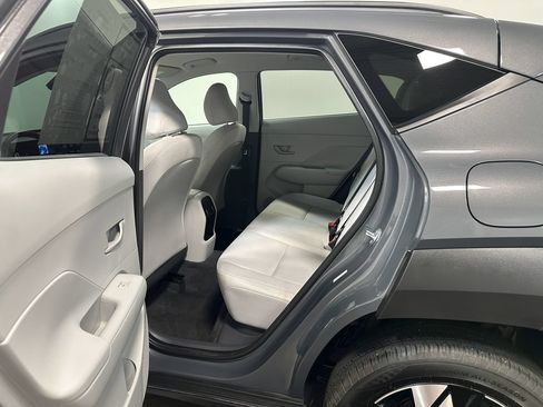 Used 2025 Hyundai Kona SEL AWD/4WD image 71