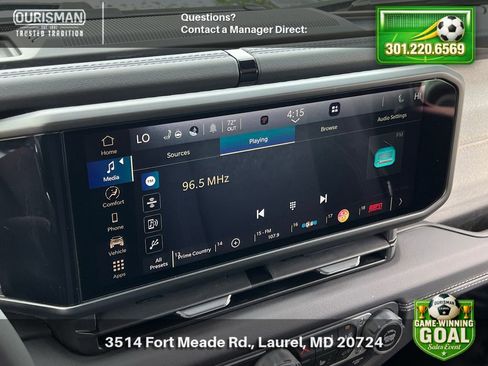Used 2024 Jeep Wrangler Unlimited Sahara AWD/4WD image 11