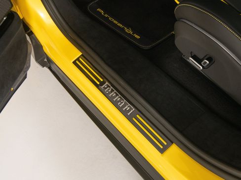 Certified 2025 Ferrari Purosangue AWD/4WD image 18