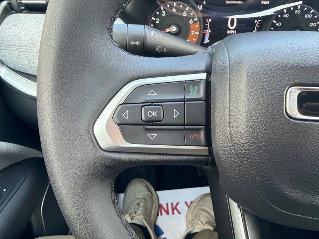 Used 2024 Jeep Compass Latitude AWD/4WD image 22