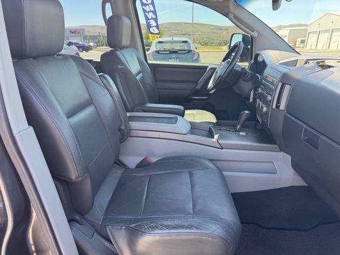 Used 2004 Nissan Titan LE w/ (Tow) Big Tow Pkg RWD image 7