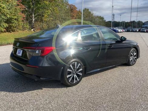 Certified 2023 Honda Civic EX image 9