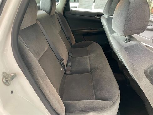 Used 2015 Chevrolet Impala Limited LS FWD image 15