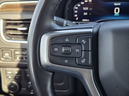 Used 2023 Chevrolet Suburban Premier AWD/4WD image 28