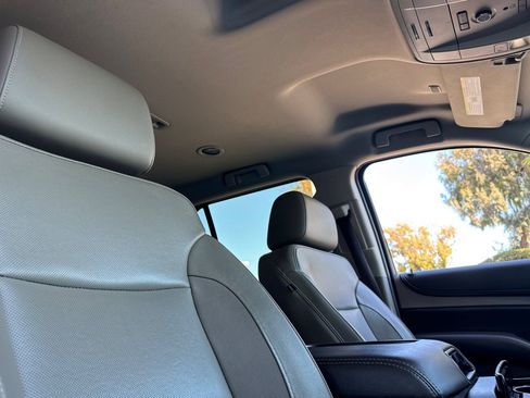 Used 2020 Chevrolet Tahoe Premier AWD/4WD image 20
