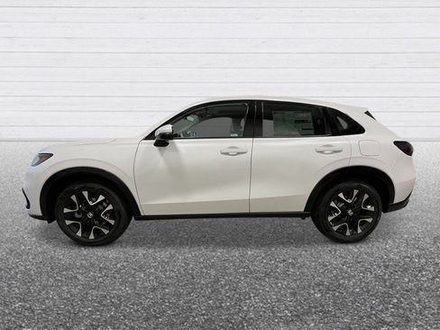 New 2027 Honda HR-V EX-L image 3
