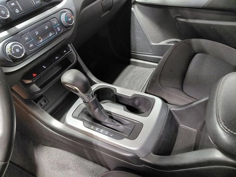 Certified 2022 Chevrolet Colorado LT w/ LT Convenience Package image 24