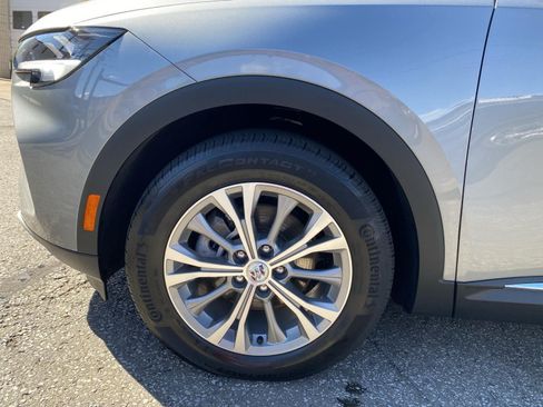 Used 2023 Buick Envision Preferred AWD/4WD image 11