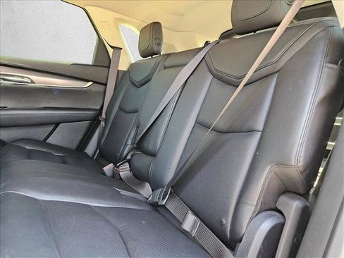 Used 2017 Cadillac XT5 Luxury w/ Driver Awareness Package FWD image 16