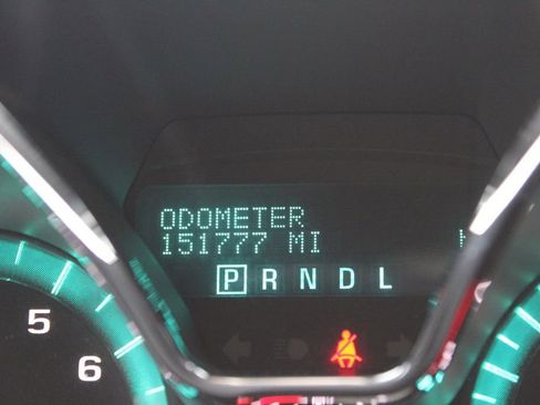 Used 2017 Chevrolet Traverse LT w/ Style and Technology Package image 32