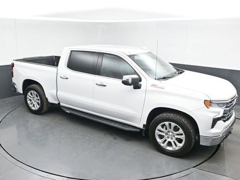 Used 2023 Chevrolet Silverado 1500 LTZ w/ LTZ Convenience Package II AWD/4WD image 1