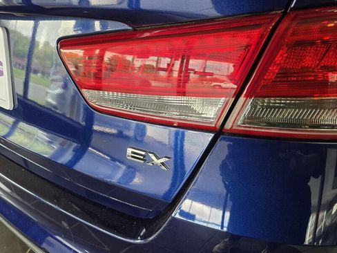 Used 2018 Kia Optima EX image 23