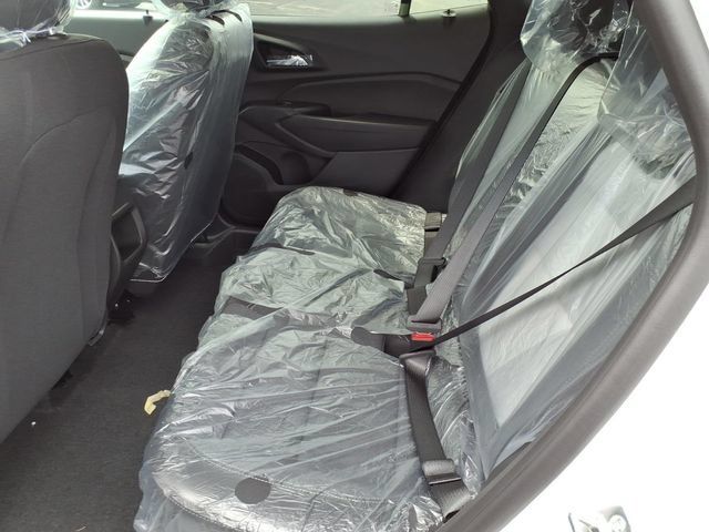 New 2026 Chevrolet Trax RS w/ Sunroof Package FWD image 9