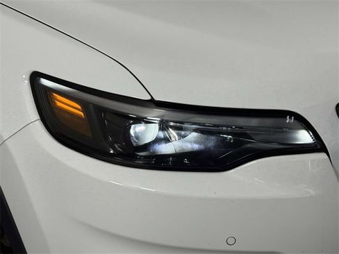 Used 2023 Jeep Cherokee Altitude Lux w/ Lux Elite Package image 15