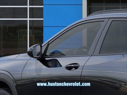 New 2026 Chevrolet Trax LT w/ LT Convenience Package FWD image 12