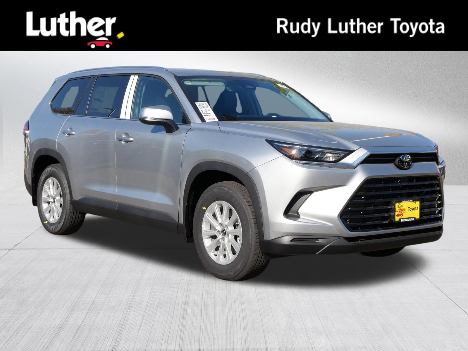 New 2026 Toyota Grand Highlander XLE FWD image 1