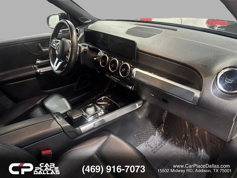Used 2020 Mercedes-Benz GLB 250 4MATIC image 21