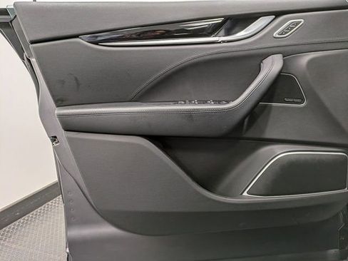 Used 2021 Maserati Levante S GranSport image 8