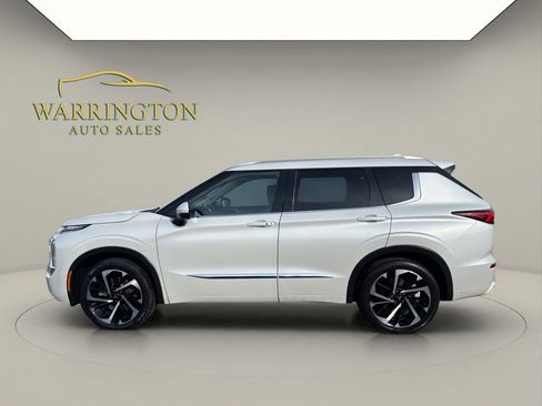 Used 2023 Mitsubishi Outlander SEL 40th Anniversary AWD/4WD image 4