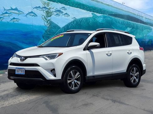 Used 2016 Toyota RAV4 XLE FWD image 3