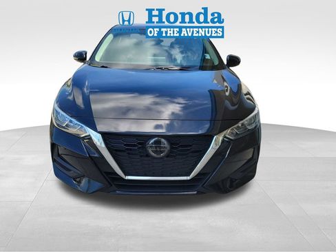 Used 2020 Nissan Sentra SV FWD image 2