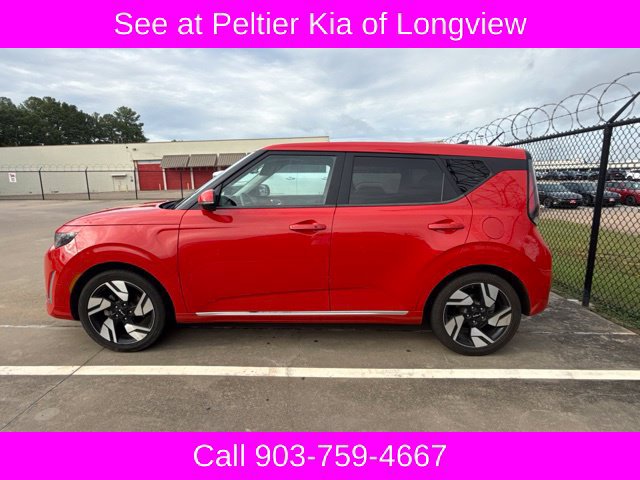 Used 2023 Kia Soul GT-Line FWD image 2