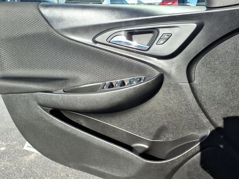 Used 2024 Chevrolet Malibu LT image 14