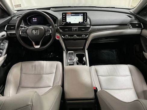 Used 2019 Honda Accord Touring image 15