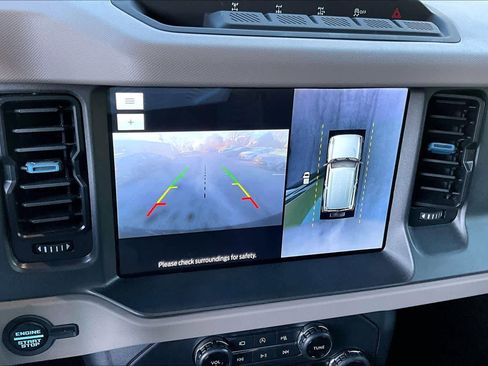 Used 2024 Ford Bronco Wildtrak image 25