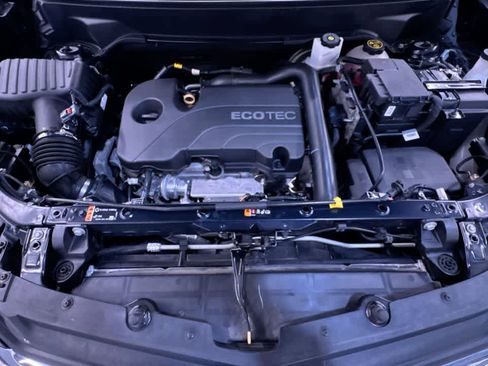 Used 2021 Chevrolet Equinox LT image 11